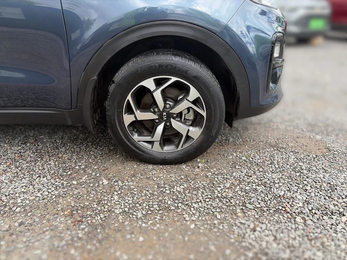 Kia Sportage 2.0 Lx 2wd 6at 5p año 2021