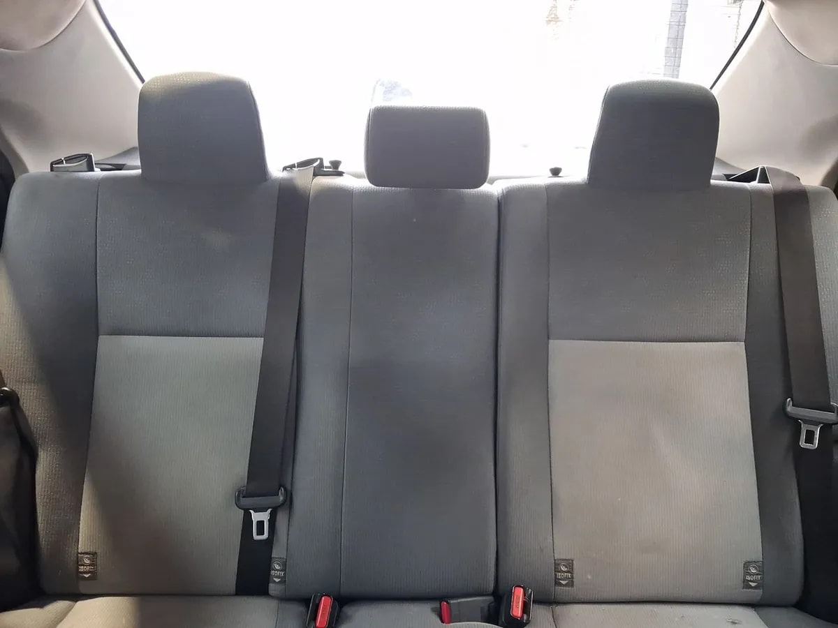 Toyota Corolla 1.8 Gl 4x2 Mt 4p año 2017