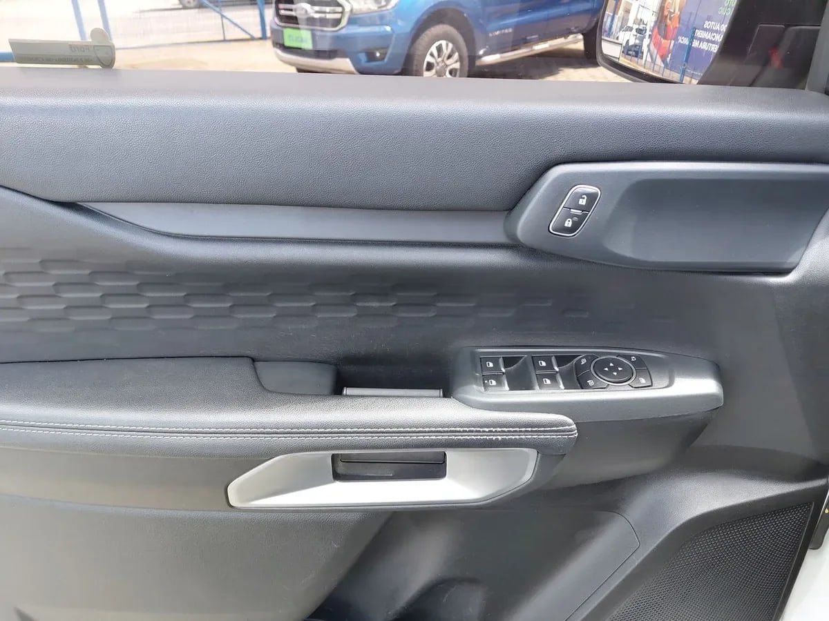 Ford Ranger 3.0 Ltd Diesel 4x4 Dob. Cab. At 4p año 2025