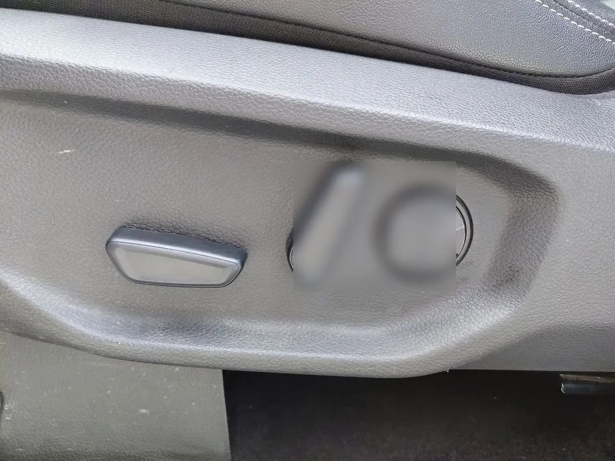 Ford Ranger 3.0 Ltd Diesel 4x4 Dob. Cab. At 4p año 2025