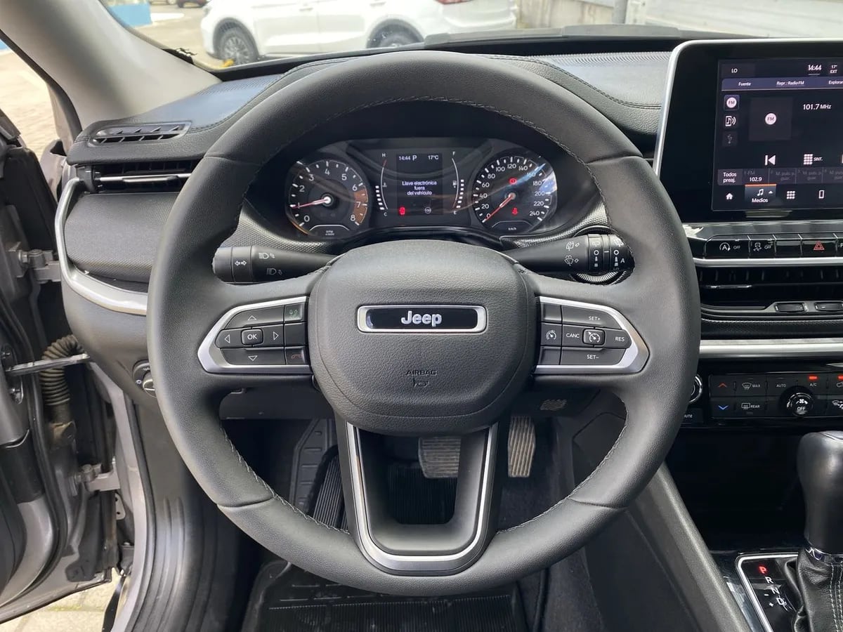 Jeep Compass 1.3 Sport 4x2 At 5p año 2024