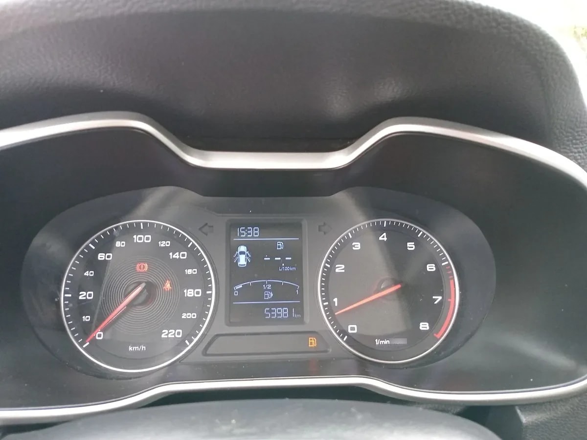 MG Mg Zs 1.5 Std Plus 2wd Mt 5p año 2025