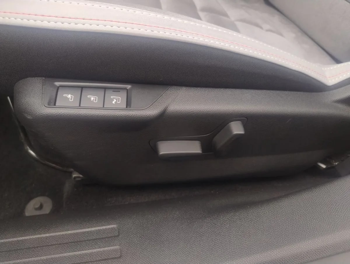 Citroen C4 1.2 Max Mhev 4x2 136 At 5p año 2026