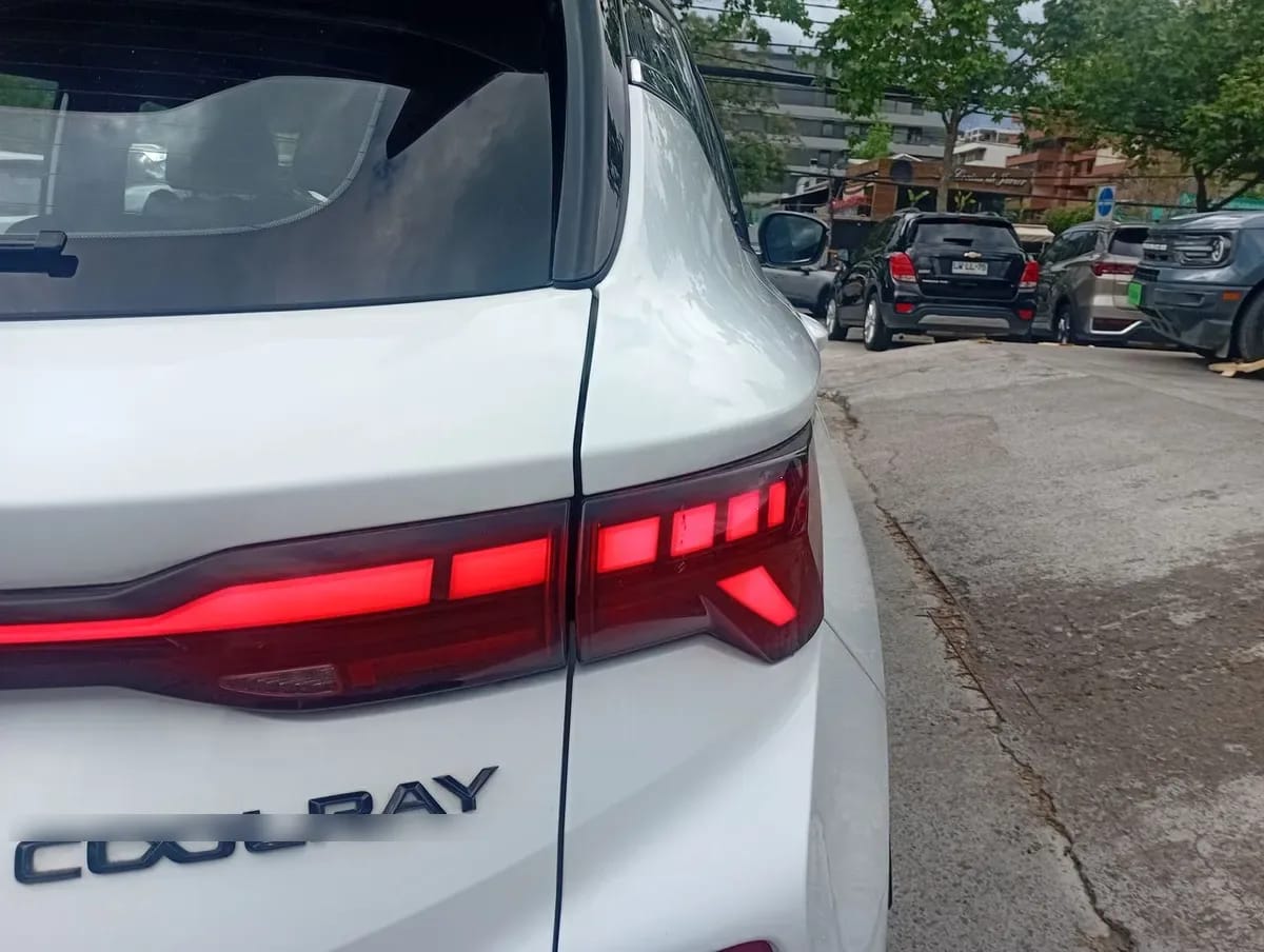 Geely Coolray 1.5 Gf Sport 4x2 At 5p año 2026