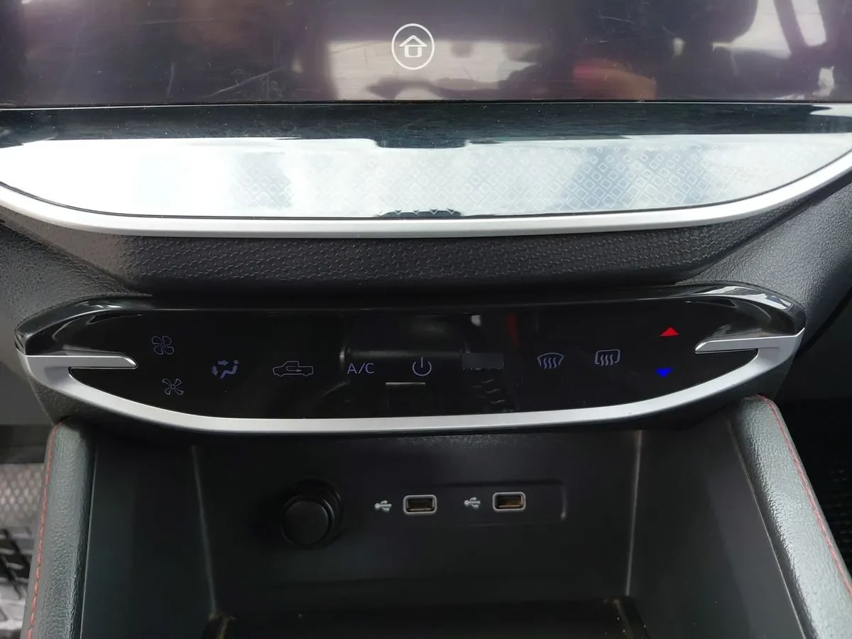 Maxus T60 2.0 D20 Glx Diesel 4x4 Dob. Cab. At 4p año 2024