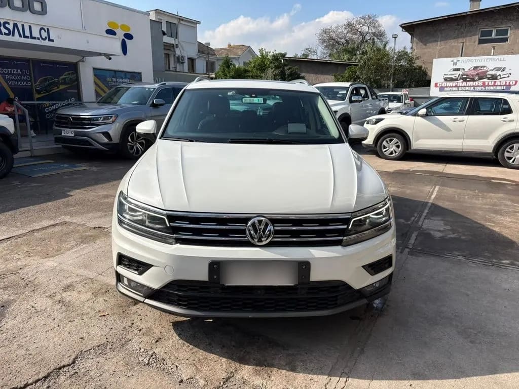 Volkswagen Tiguan 2.0 Tsi Sport 4motion 4x4 180hp At 5p. año 2019