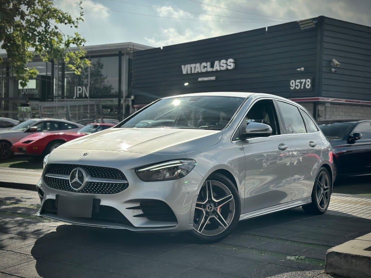 Mercedes-Benz B200 Amg Line año 2023