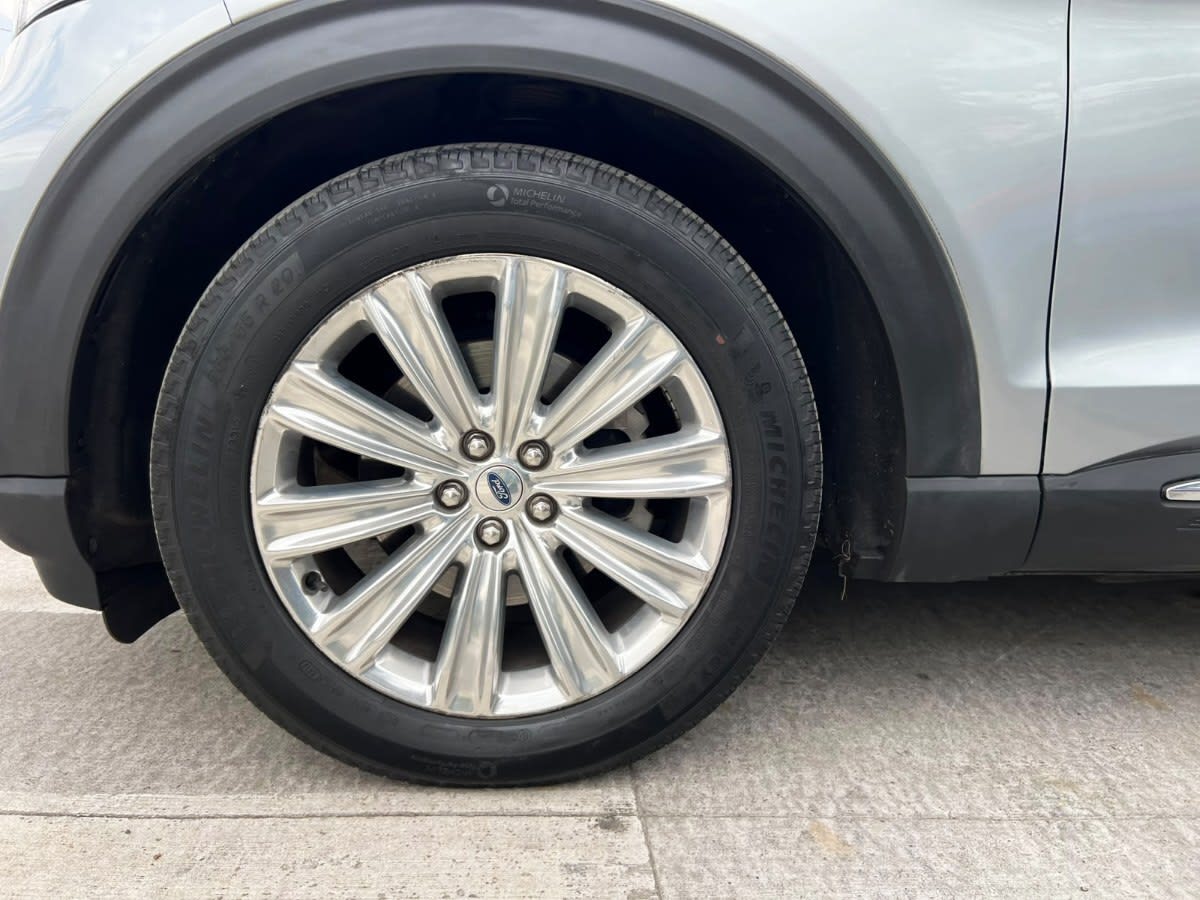 Ford Explorer Limited 2.3 Ecoboost 4wd año 2021