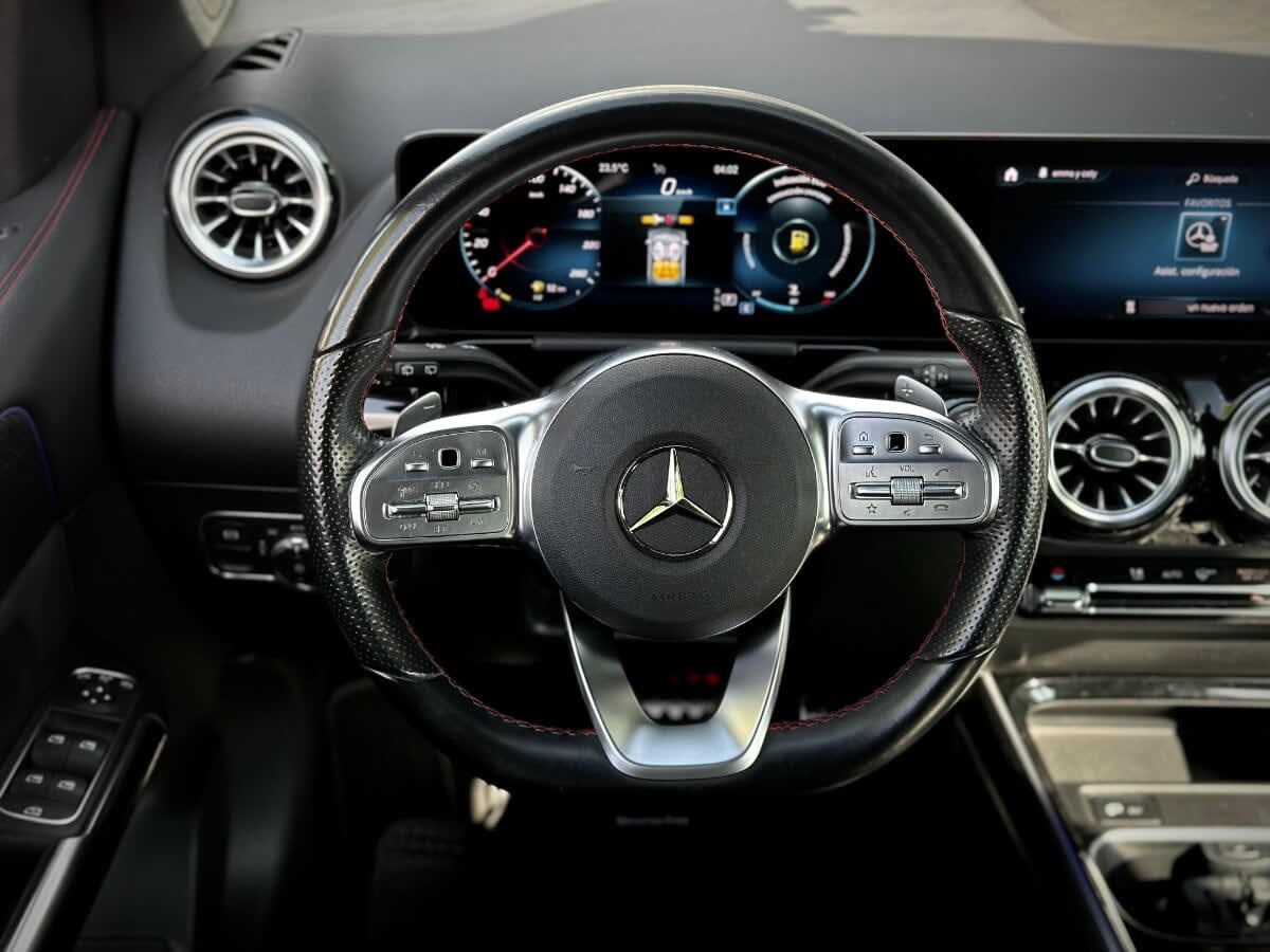 Mercedes-Benz B200 Amg Line año 2023