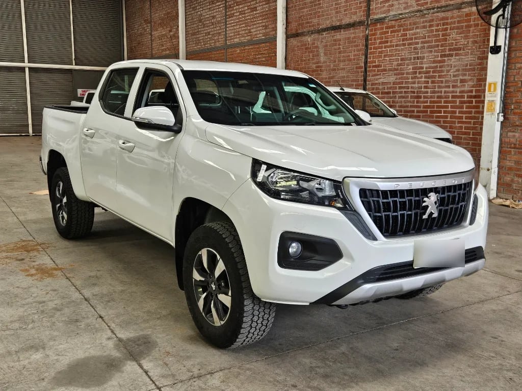 Peugeot Landtrek Landtrek Active Bluehdi 180 4x2 año 2024