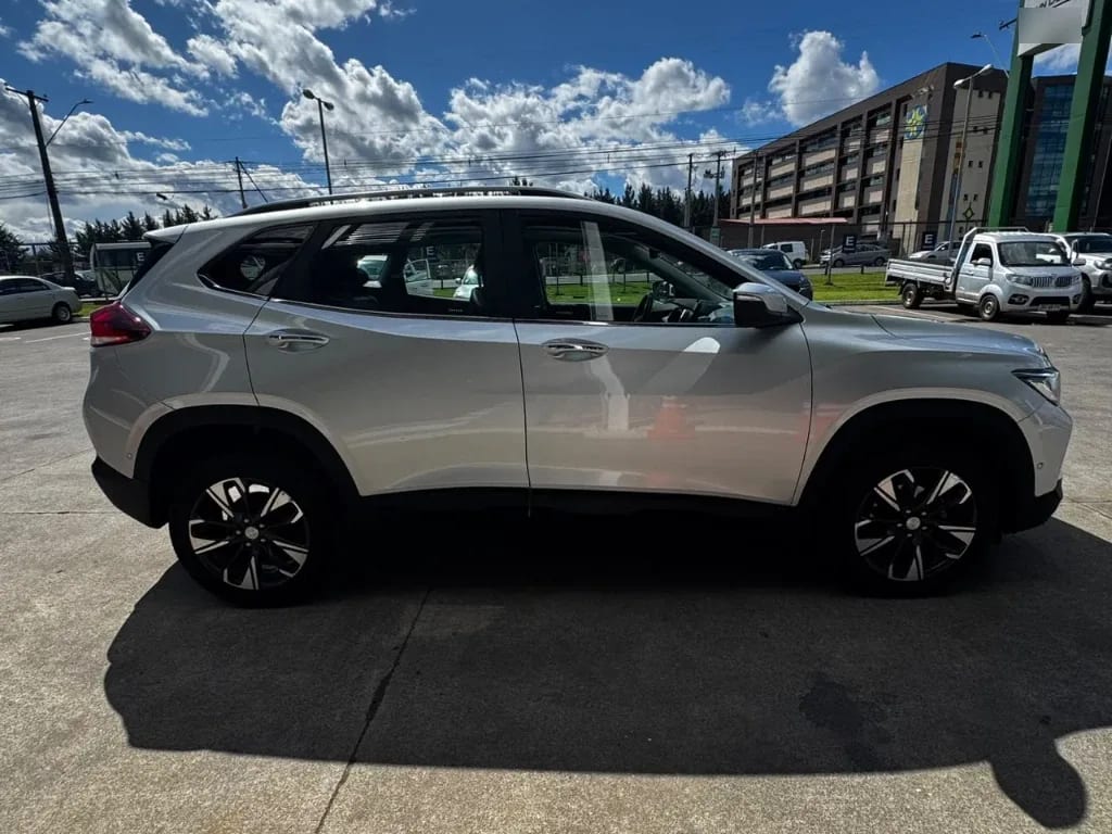 Chevrolet Tracker 1.2t Premier At P2 Onstar año 2024