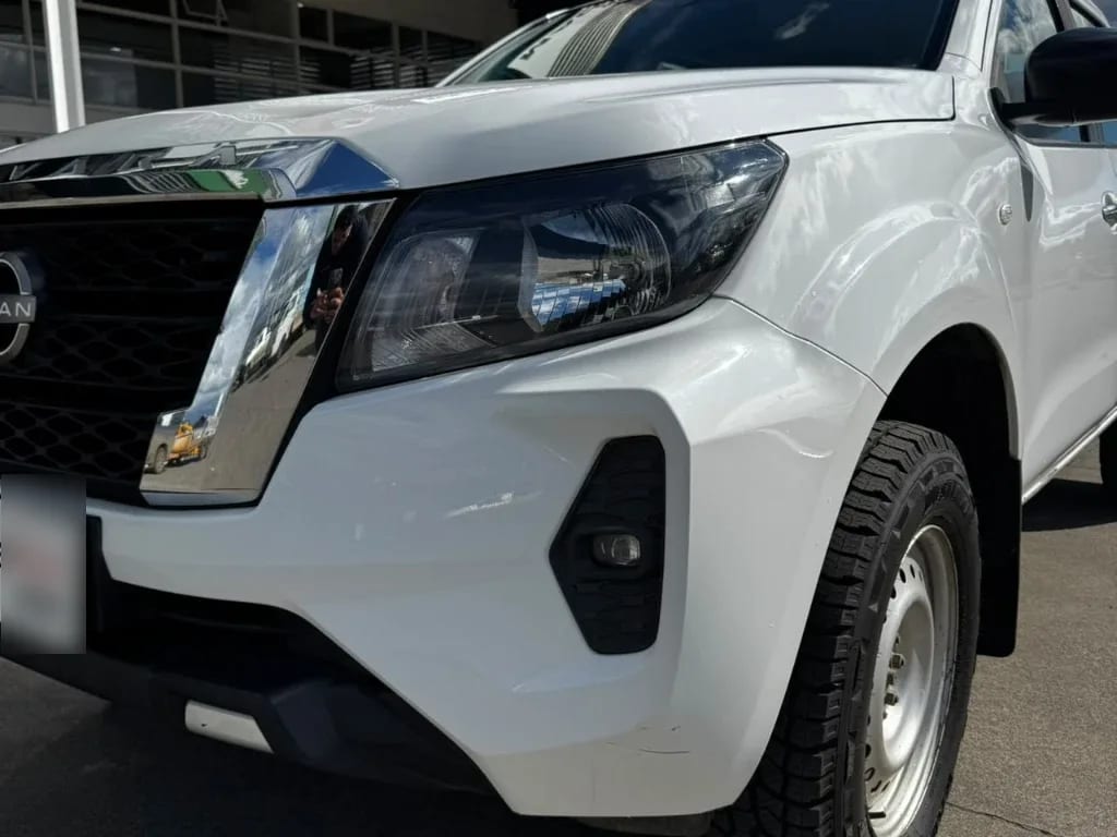 Nissan Navara Dc 4x4 2.3 Tdi Se año 2023