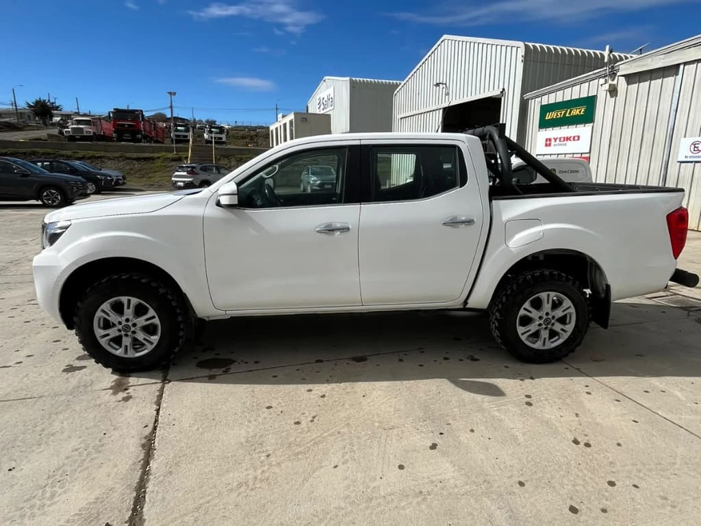 Nissan Navara Navara Dc 4x4 2.3tdi Xe año 2023