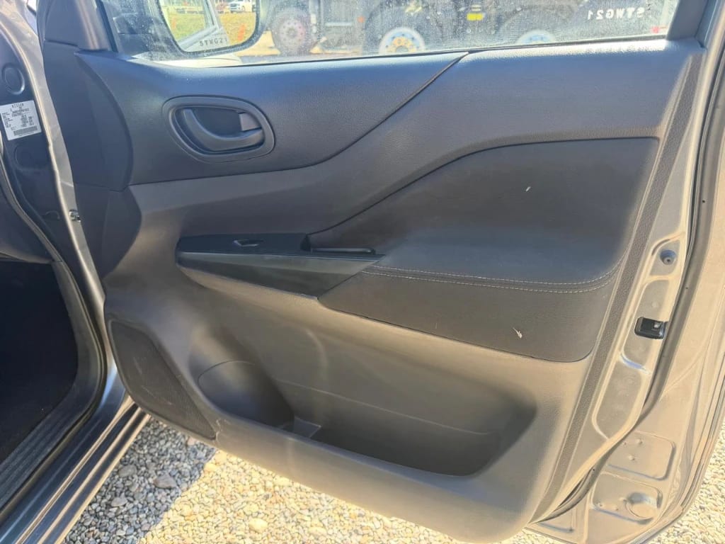 Nissan Navara Navara Cs 4x4 2.3tdi año 2023