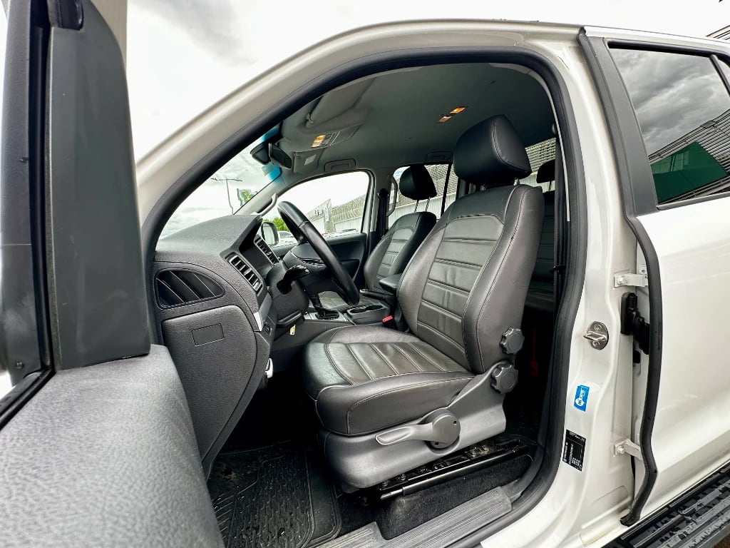 Volkswagen Amarok Amarok Highline Dc 2.0 4x4 At año 2023