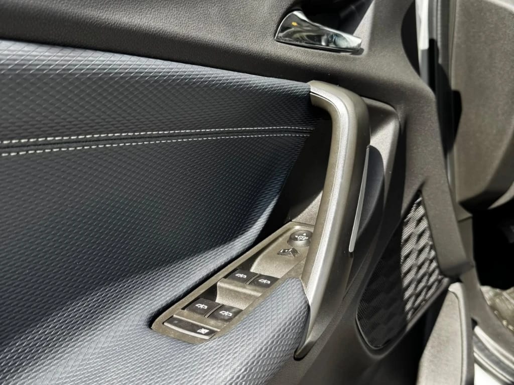 Chevrolet Tracker 1.2t Premier At P2 Onstar año 2024