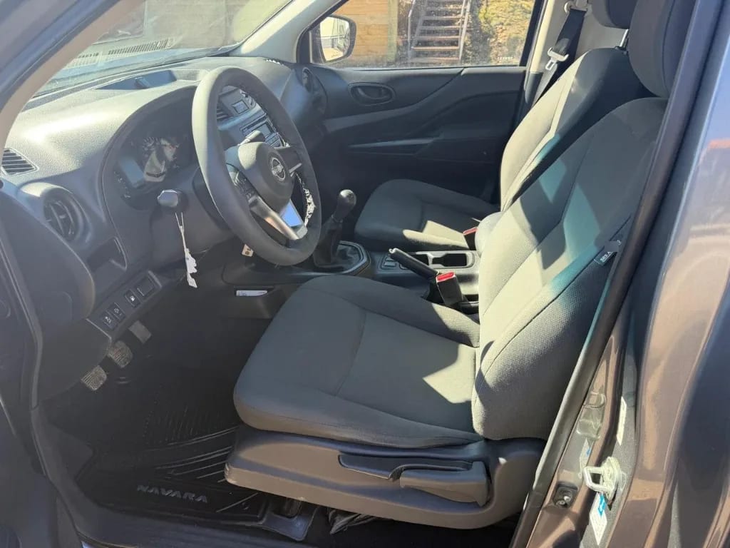 Nissan Navara Navara Cs 4x4 2.3tdi año 2023