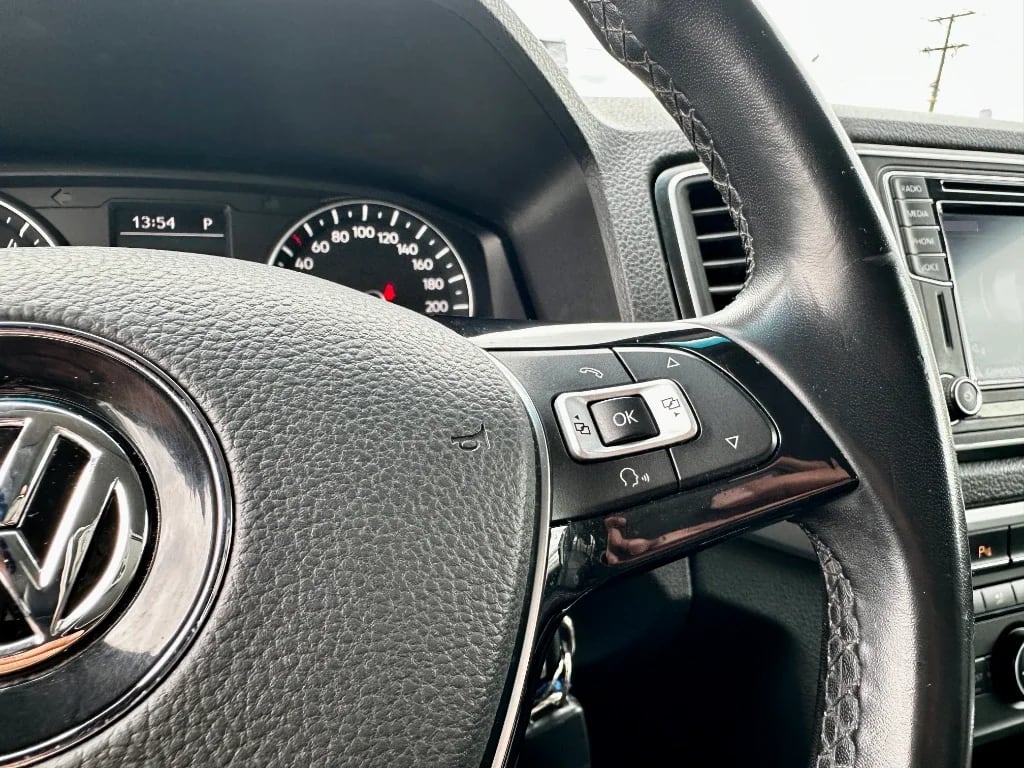 Volkswagen Amarok Amarok Highline Dc 2.0 4x4 At año 2023