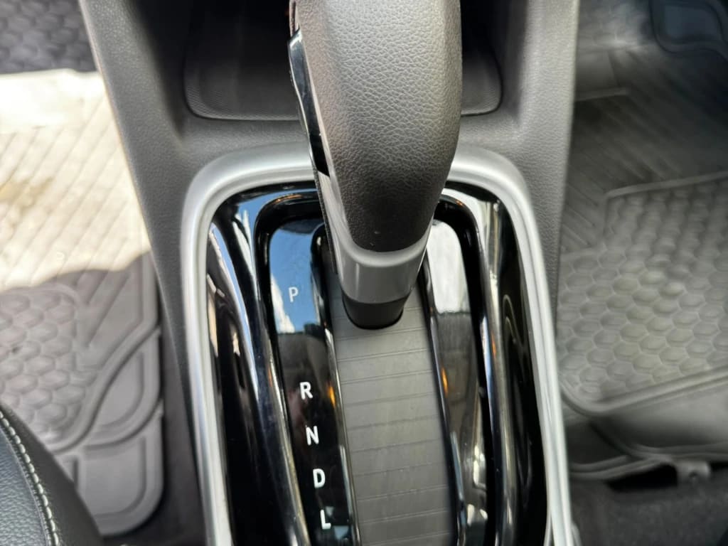 Chevrolet Tracker 1.2t Premier At P2 Onstar año 2024