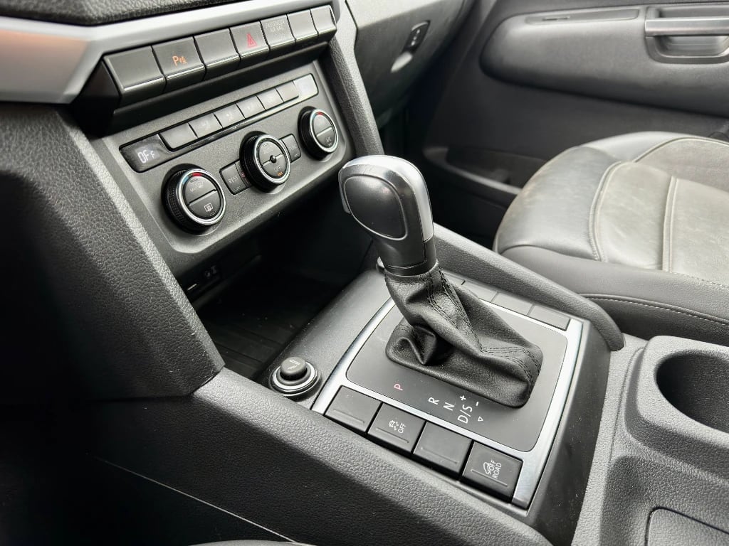 Volkswagen Amarok Amarok Highline Dc 2.0 4x4 At año 2023