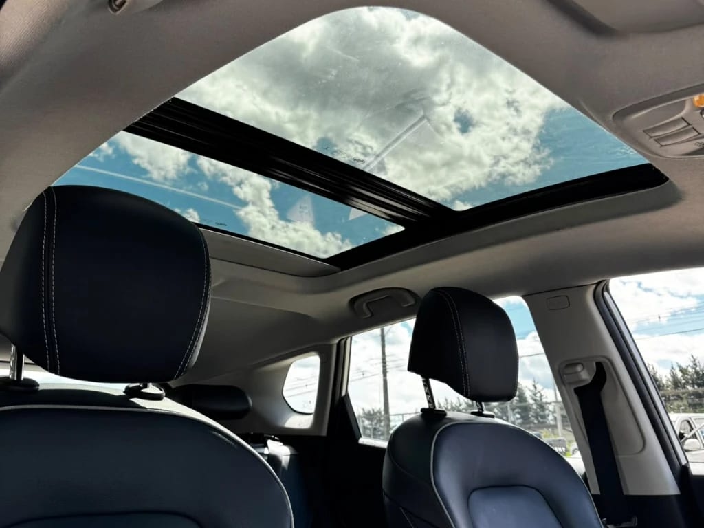 Chevrolet Tracker 1.2t Premier At P2 Onstar año 2024