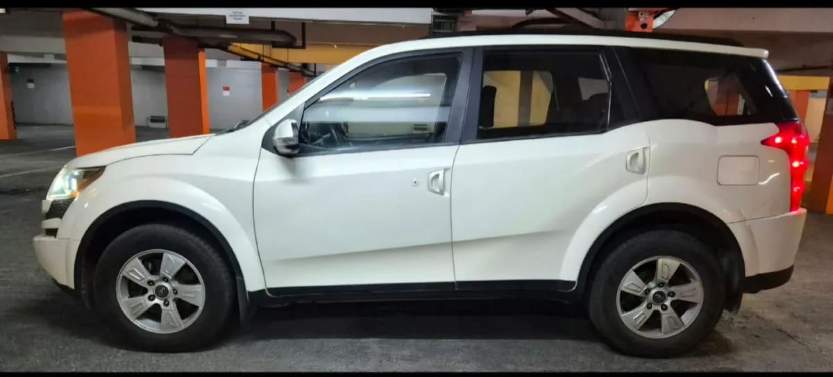 MAHINDRA XUV500 2.2 Crde Limited E5 Mt 4x4 Diesel año 2014