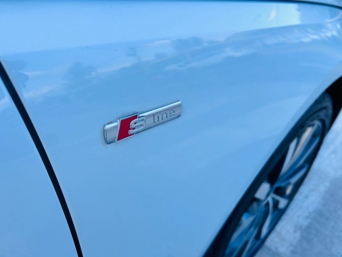 Audi A4 35 Tfsi 2.0t S Line año 2022