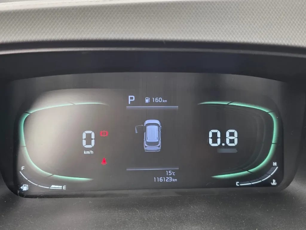 Kia Carens Ex 1.4 Aut año 2022