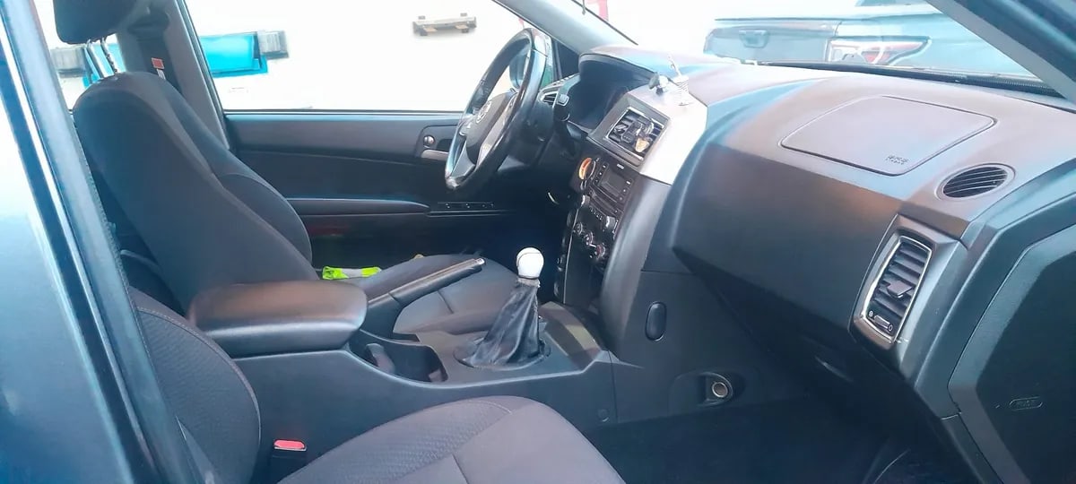 SSANGYONG ACTYON SPORTS 2.2 Semi Full-611 Mt Diesel año 2018