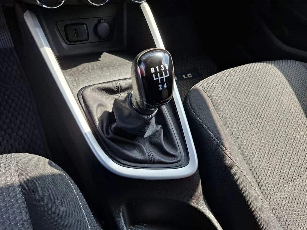 Chevrolet Onix Nb Ltz 1.0 año 2024