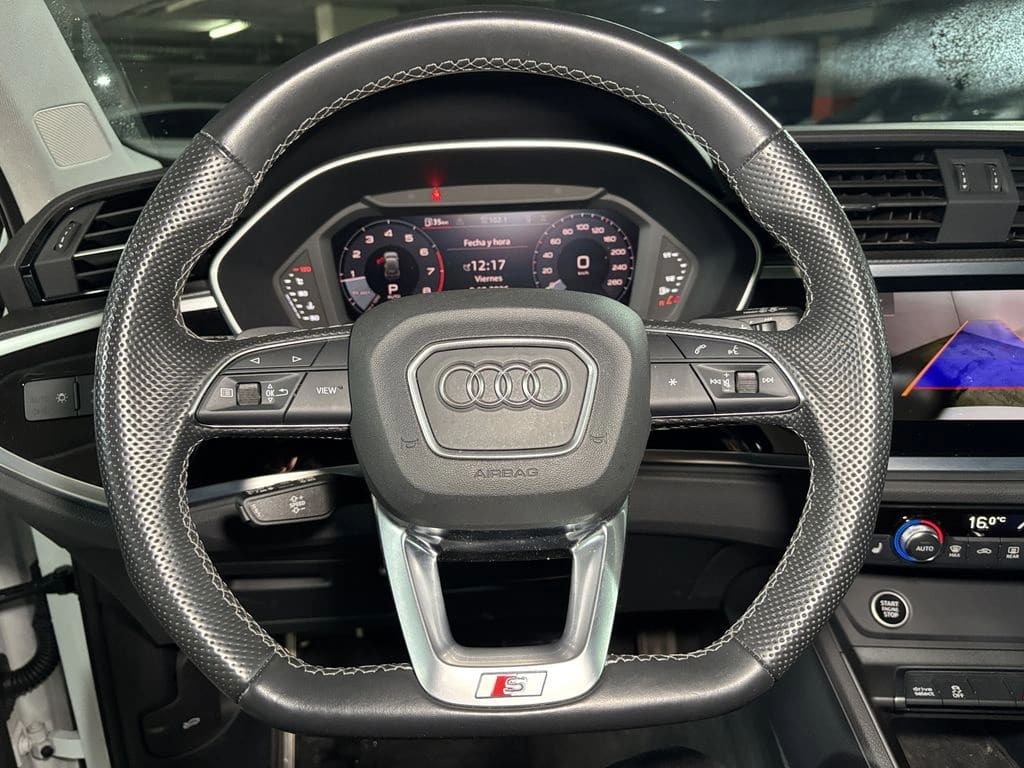 Audi Q3 35 Tfsi 1.4 Aut S-Line año 2024