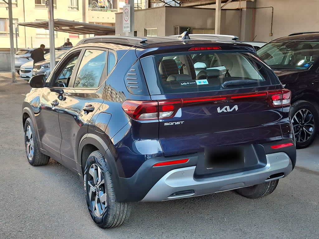 Kia Sonet Ex 1.5l 6mt Acc Plus año 2023