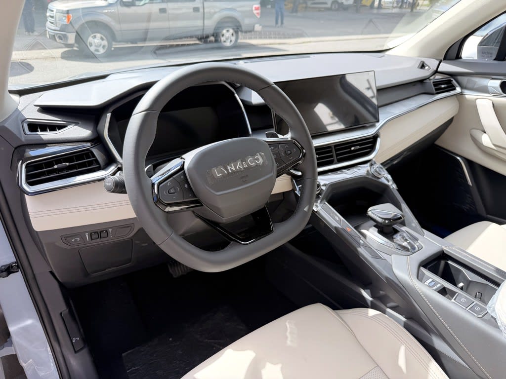 Lynk&Co 06 Halo año 2027