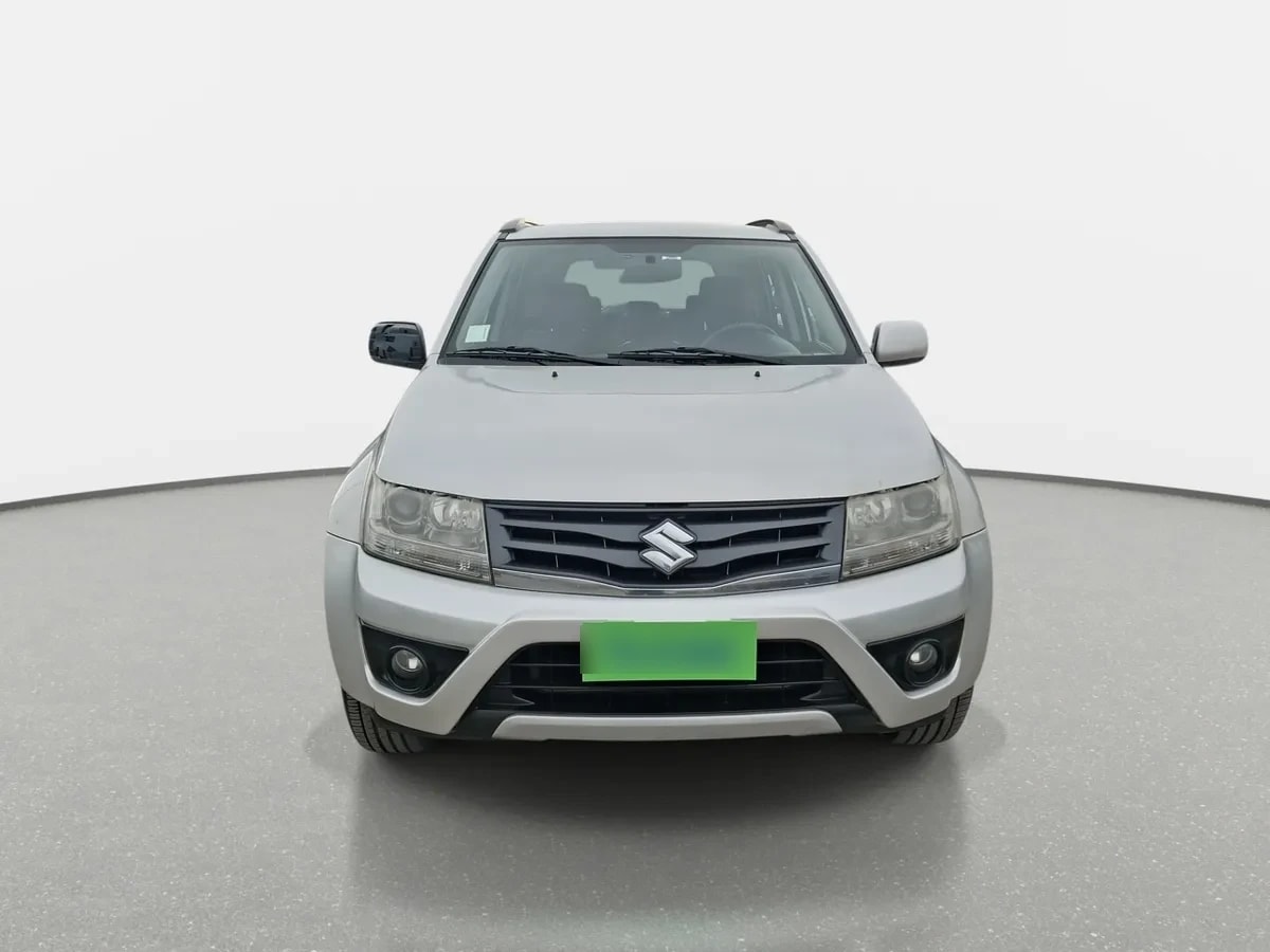 Suzuki Grand Nomade 2.4 Glx Se 2wd At 5p año 2019