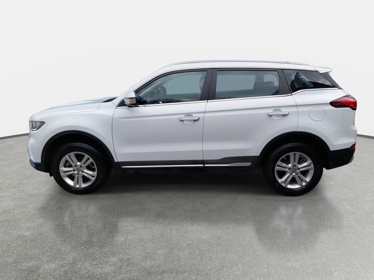 Geely Azkarra 1.5t Comfort 4x2 6at 5p año 2023