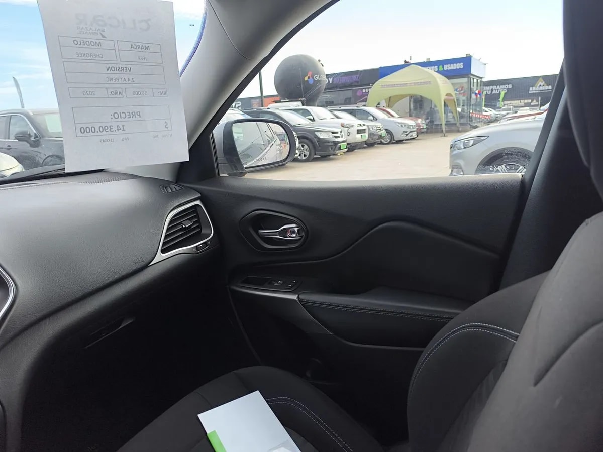 Jeep Cherokee 2.4 Longitude 4x2 At 5p año 2020