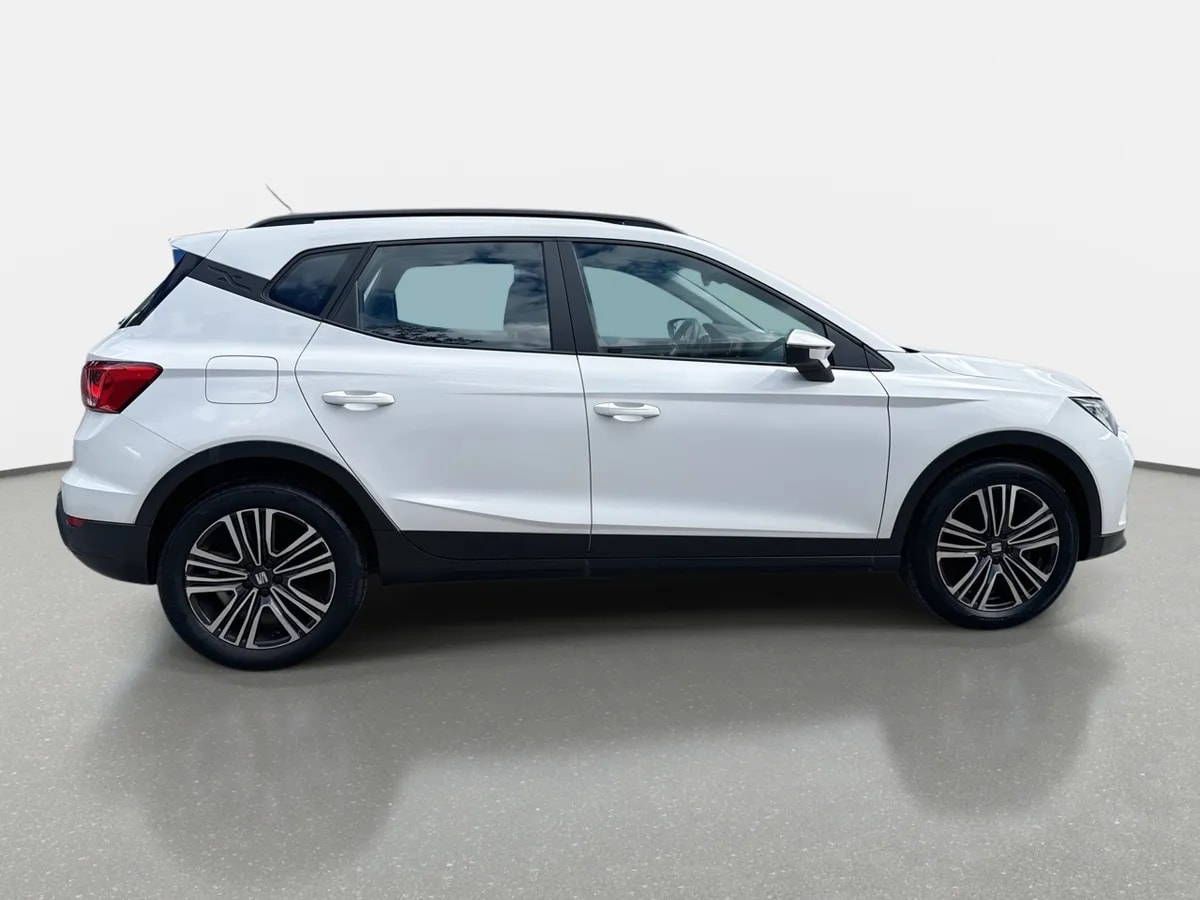 Seat Arona 1.0 Tsi Style 4x2 At 5p año 2023