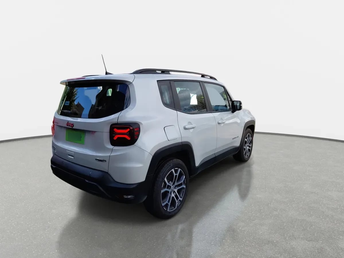 Jeep Renegade 1.3t Longitude 4x2 At 5p año 2025