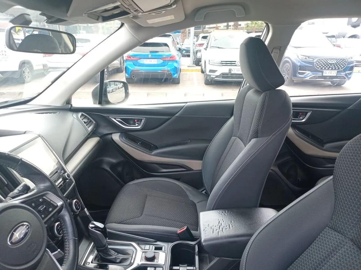 Subaru Forester 2.5i Dynamic Eyesight Awd At 5p año 2023