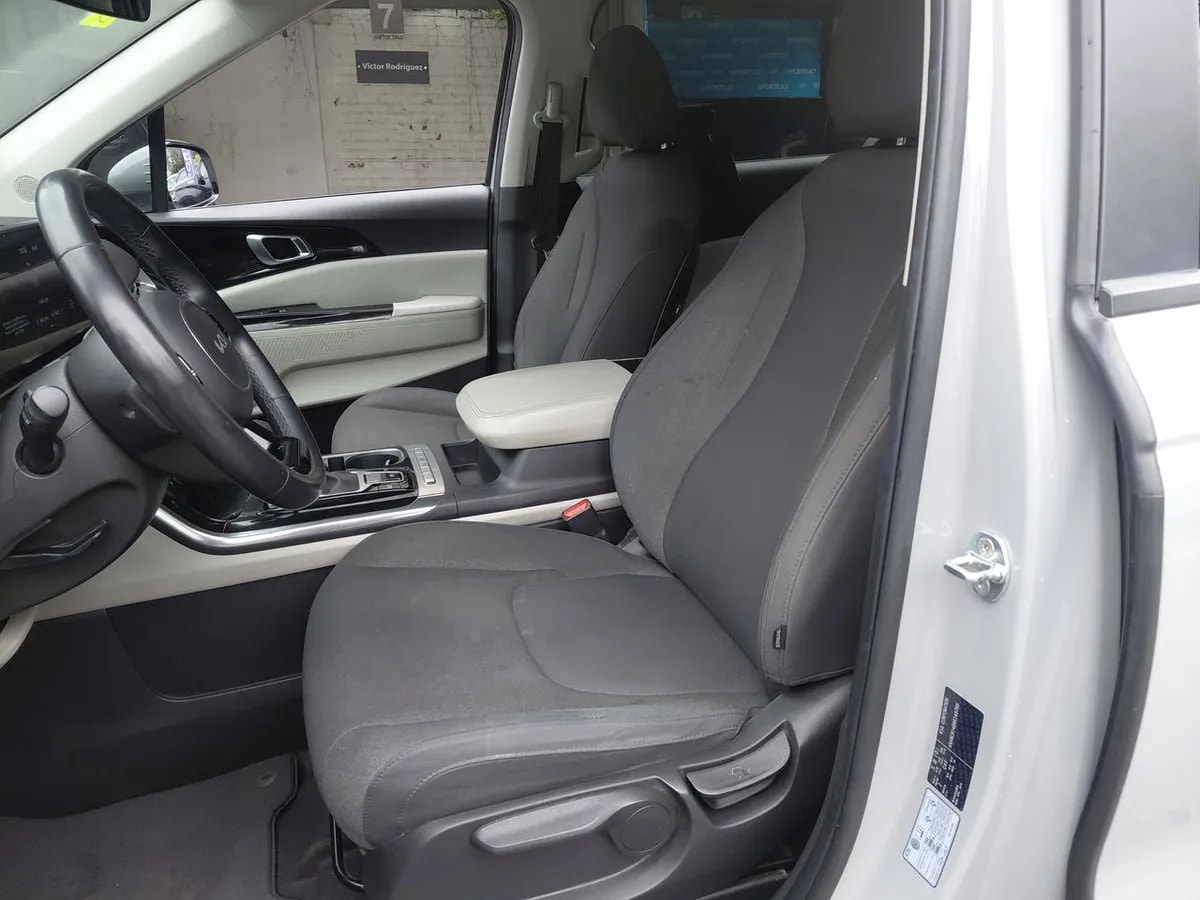 Kia Carnival 3.5 Ex 4x2 8at 5p año 2022