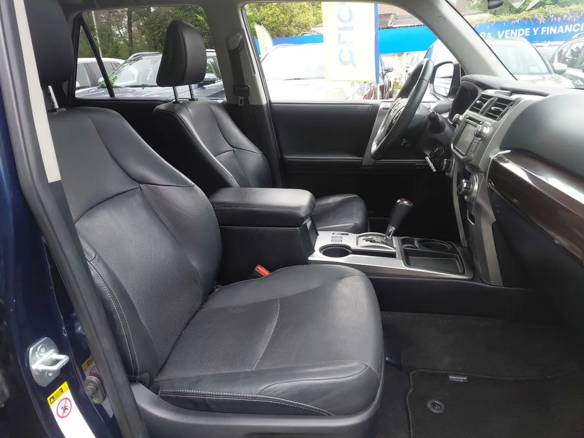 Toyota 4runner 4.0 Limited Euro V 4x2 At 5p año 2018