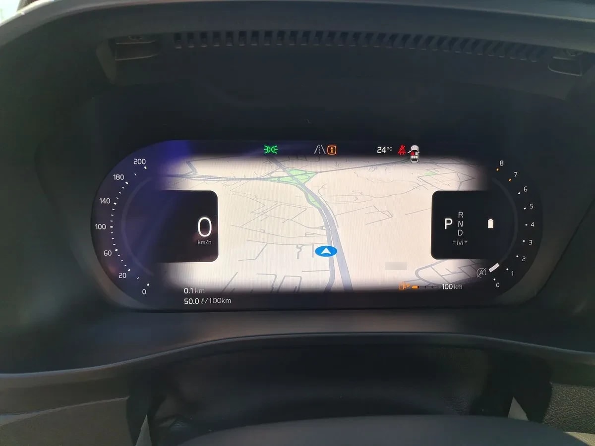 Volvo Xc40 2.0 B4 Plus Hibrido Fwd 4x2 At 5p año 2025