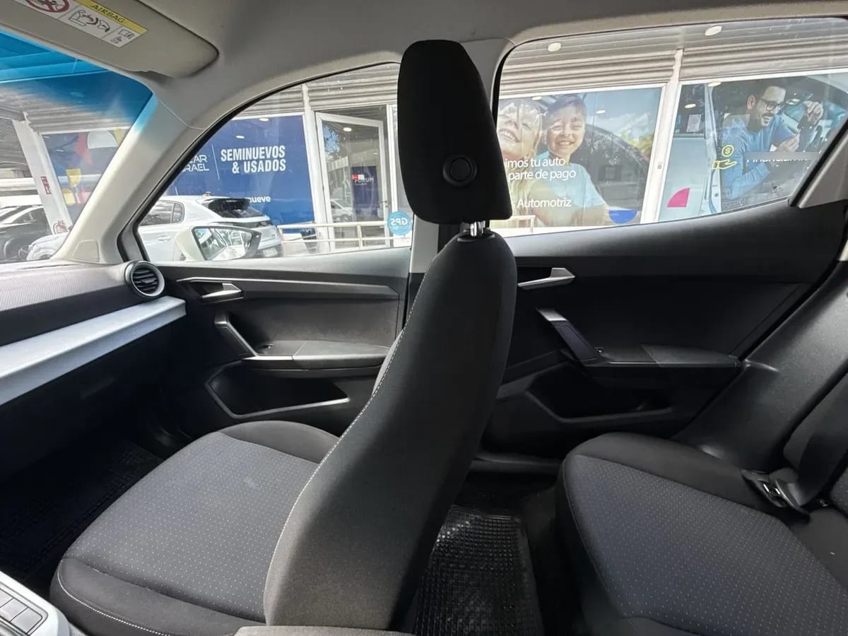 Seat Arona 1.0 Tsi Style 4x2 At 5p año 2023