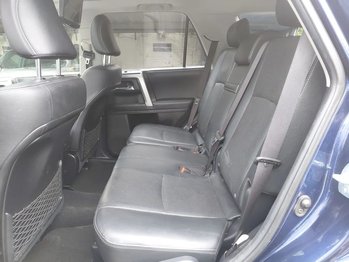 Toyota 4runner 4.0 Limited Euro V 4x2 At 5p año 2018