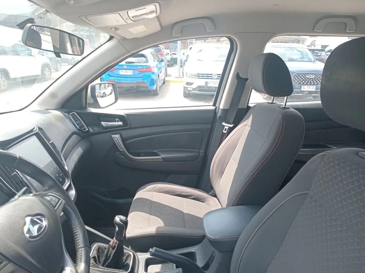 Changan Cx70 1.6 Comfort 4x2 Mt 5p año 2020