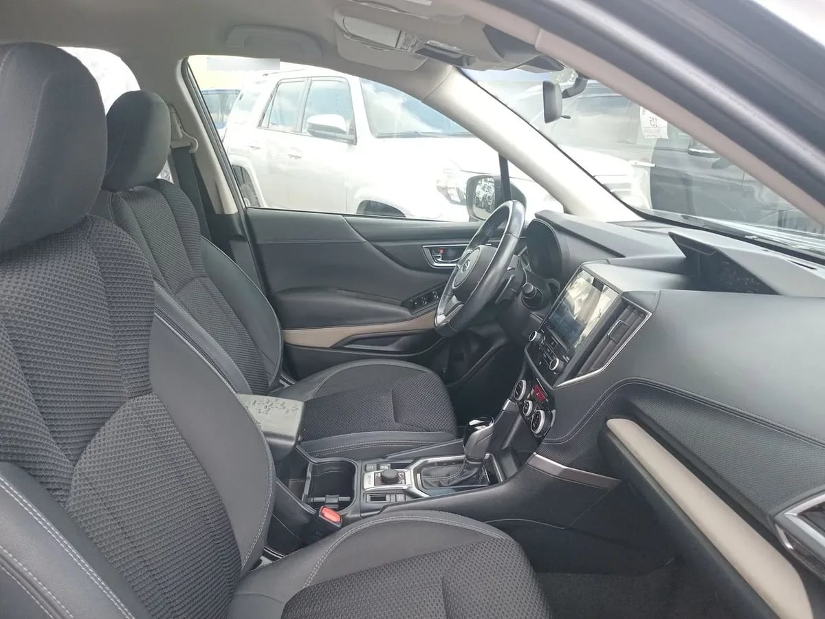 Subaru Forester 2.5i Dynamic Eyesight Awd At 5p año 2023
