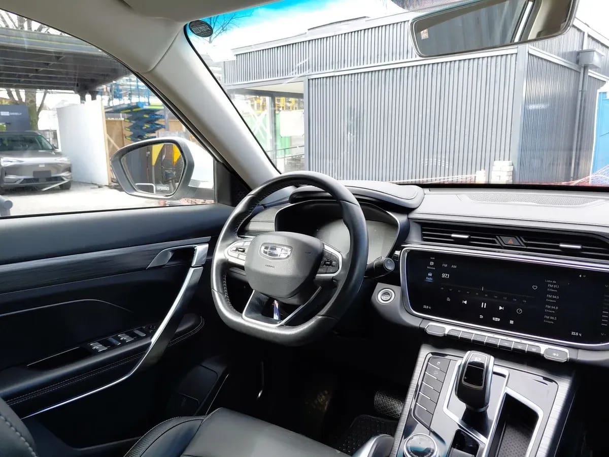 Geely Azkarra 1.5t Comfort 4x2 6at 5p año 2023