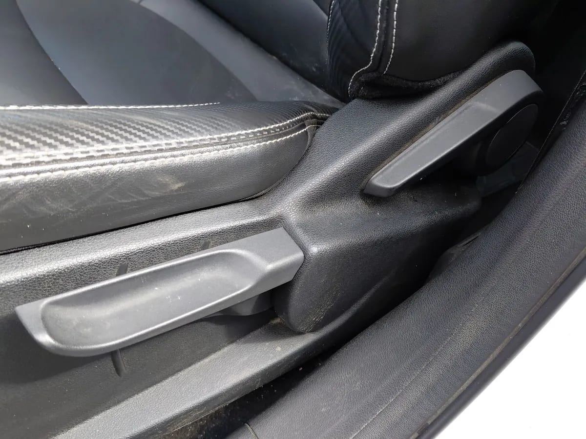 Geely Azkarra 1.5t Comfort 4x2 6at 5p año 2023