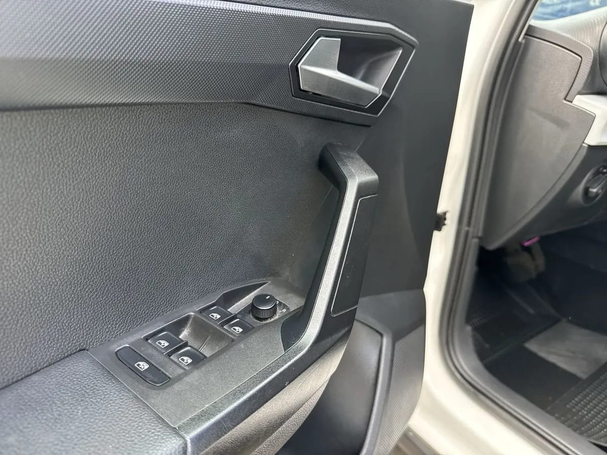 Seat Arona 1.0 Tsi Style 4x2 At 5p año 2023