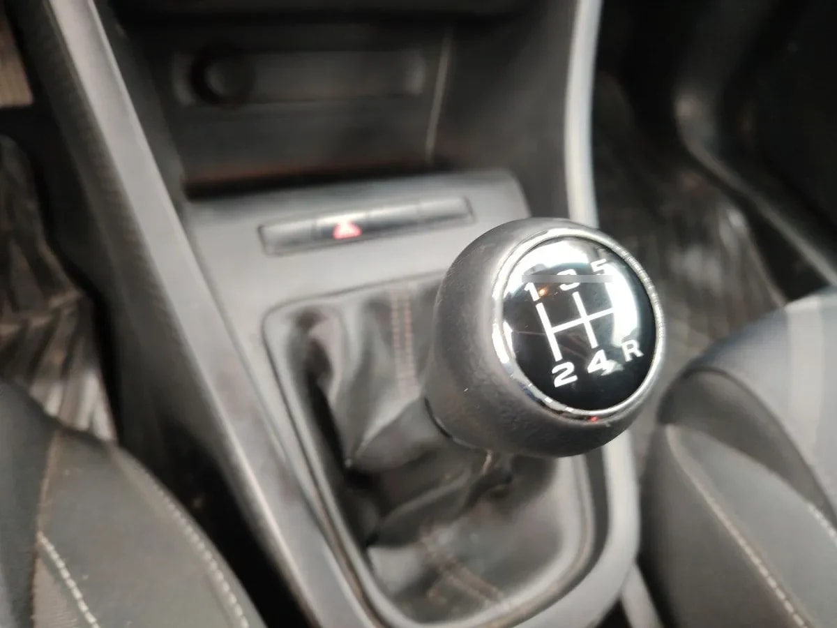 MG Mg 3 1.5 Std 4x2 Hb Mt 5p año 2022